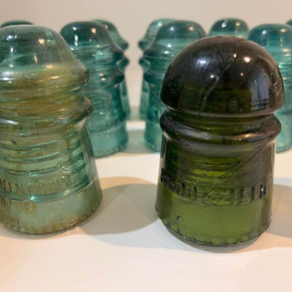 Various glass insulators. 1940s-1960s great vintage condition. Price per each - Picture 8 of 9